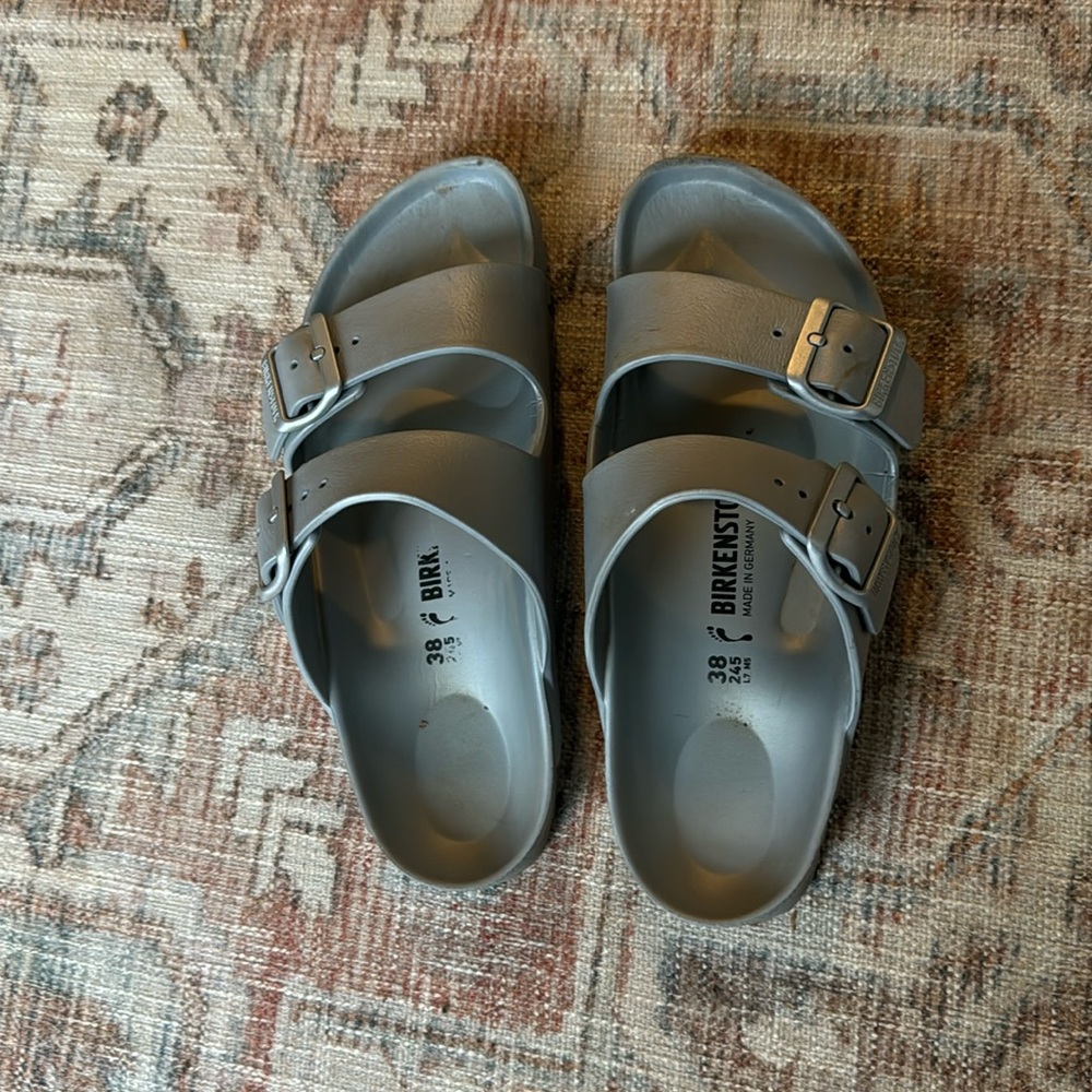 Woman’s size 8 Birkenstocks